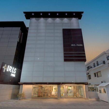 Iris Park Hotel ニューデリー エクステリア 写真